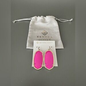 Kendra Scott Danielle Gold Statement Earrings in Hot Pink